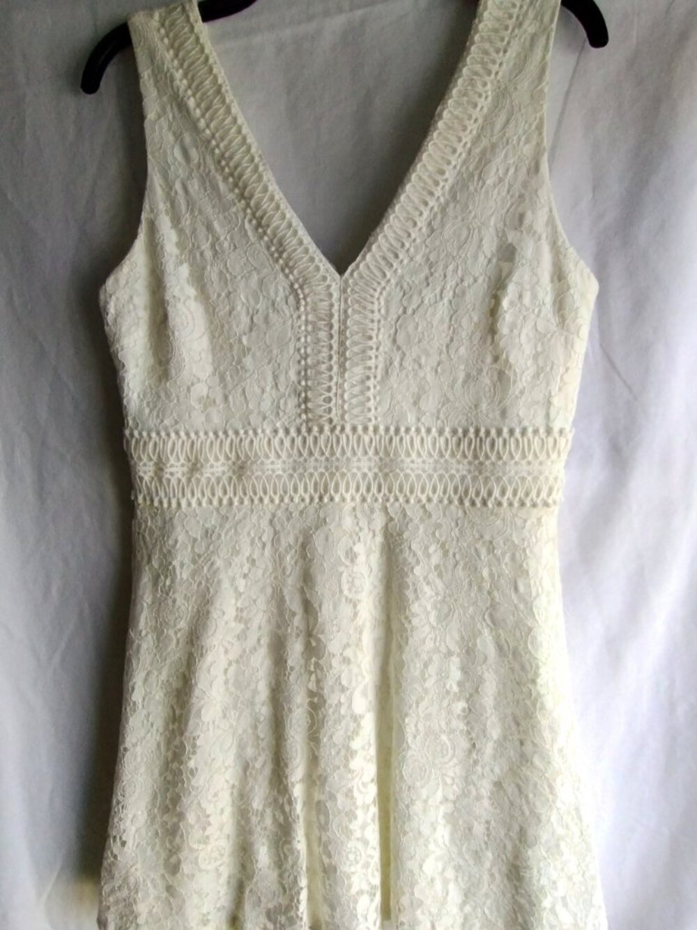 FRANCESCA's Cream & Gold Sleeveless LACE Dress Sz LARGE